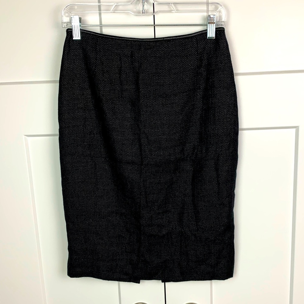 ELIE TAHARI Size 2 Black Leather Trim Pencil Skirt Textured office siren twee